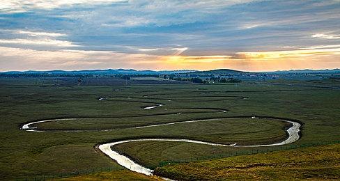 小岛秀夫非常期待《黑神话》：该作有卓越创意和美感